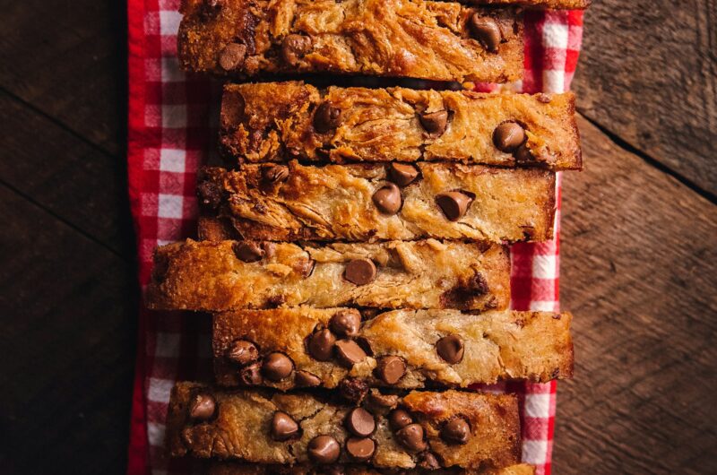 The Best Chocolate Chip Banana Bread (Super Moist & Easy!)