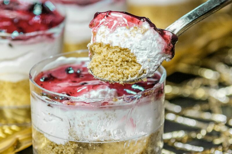 No Bake Cheesecake Cups (Easy, Creamy & Ready in Minutes)