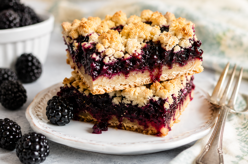 Blackberry Crumble Bars – Buttery, Juicy, and Impossible to Resist